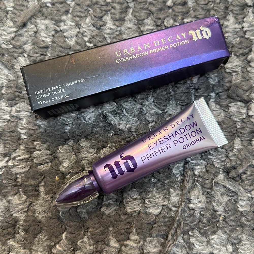 New Urban Decay Eyeshadow primer
